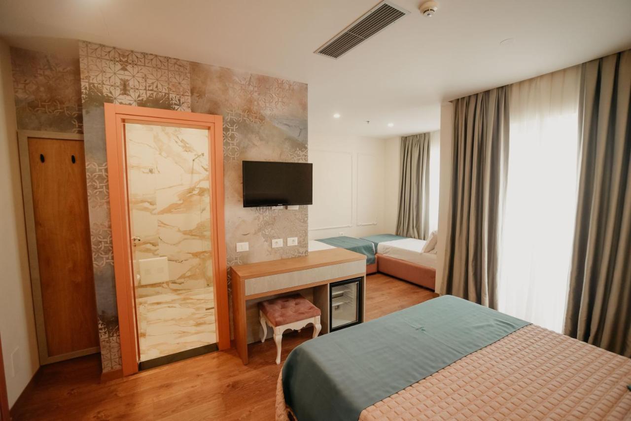 Martiness Hotel Δυρράχιο Εξωτερικό φωτογραφία